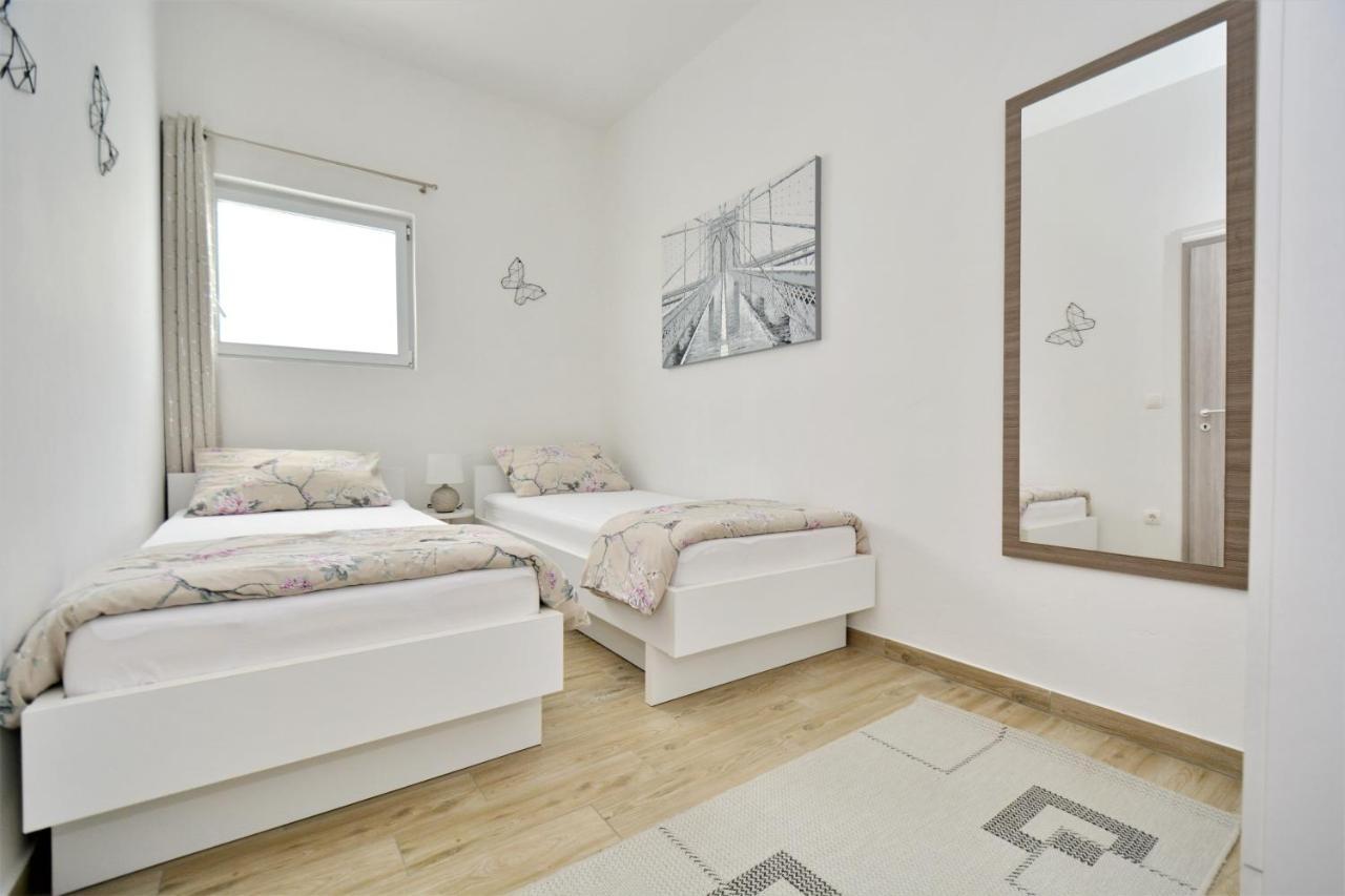 Holiday Home Paulin Obrovac Exterior photo